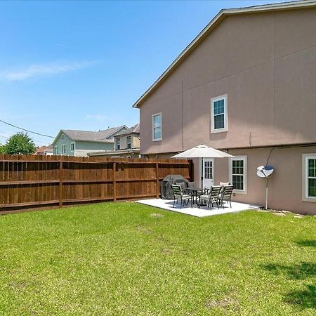 Lucky House - Tranquility In The Middle Of Houston - Tv In Every Room - 300 M2 Экстерьер фото